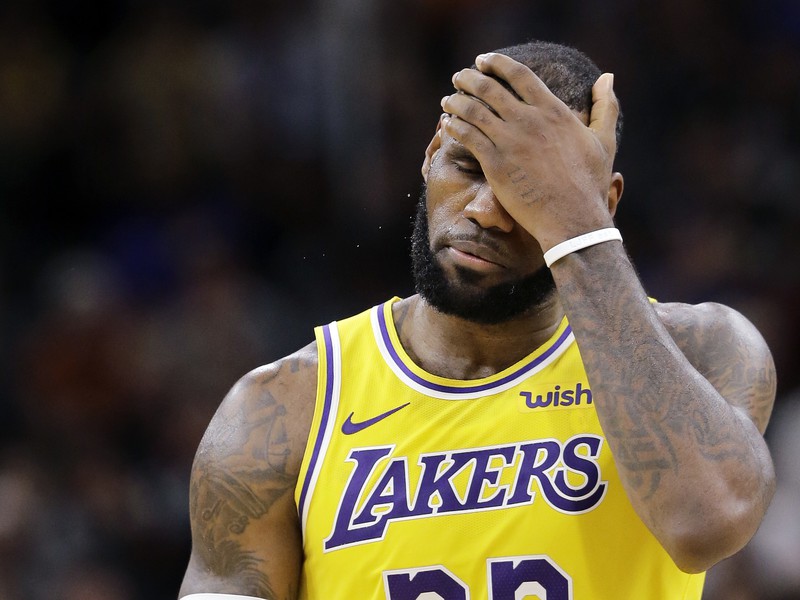 LeBron James sa v súboji so Spurs dostal už na šiestu priečku v historickom poradí najlepších strelcov