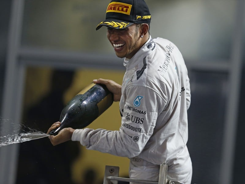 Lewis Hamilton a jeho oslavy majstrovského titulu