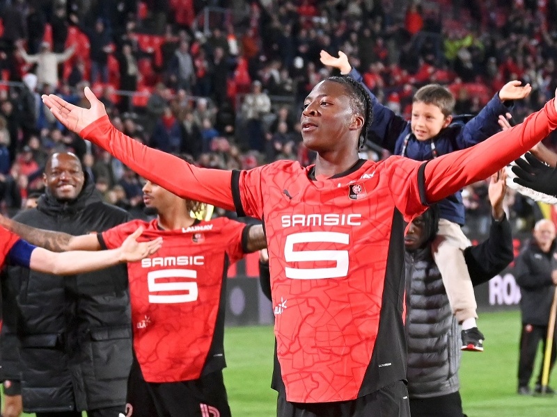 Mohamed Kader Meïté oslavuje triumf