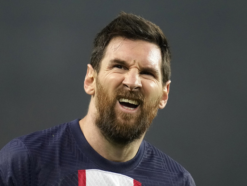 Argentínsky útočník PSG Lionel Messi v zápase osemfinále Ligy majstrov 