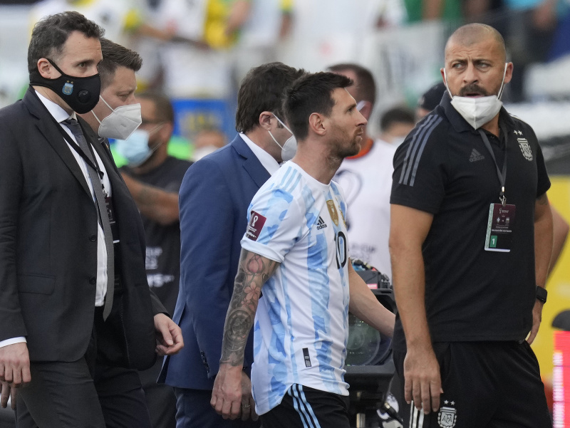 Lionel Messi po zastavení zápasu medzi Argentínou a Brazíliou 