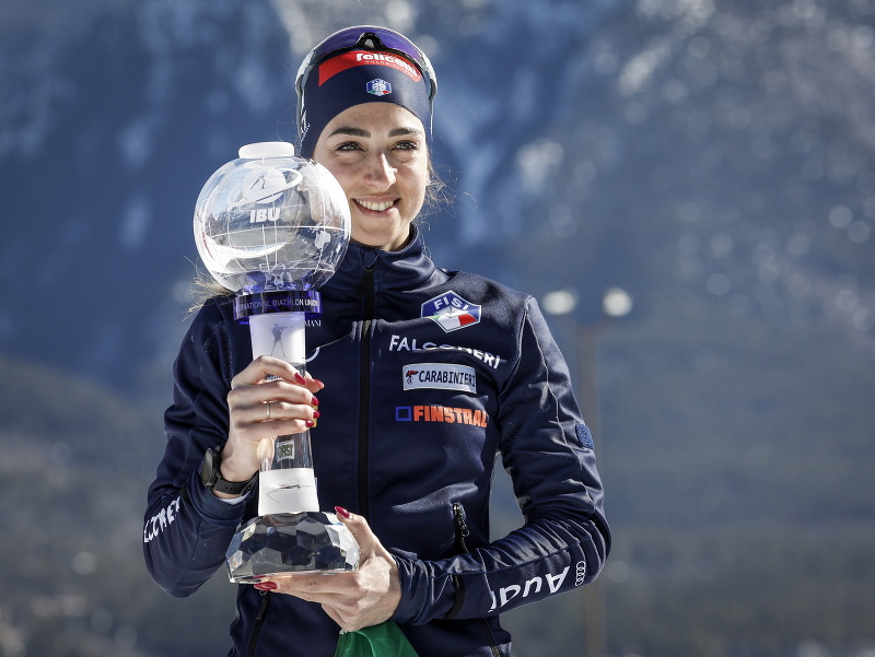 Talianska biatlonistka Lisa Vittozziová sa stala premiérovo v kariére celkovou víťazkou Svetového pohára