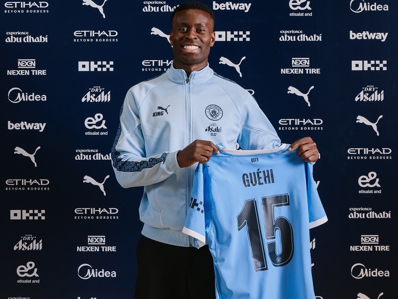 Anglický futbalový obranca Marc Guehi sa stal posilou Manchestru City