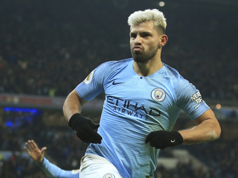 Sergio Agüero oslavuje gól