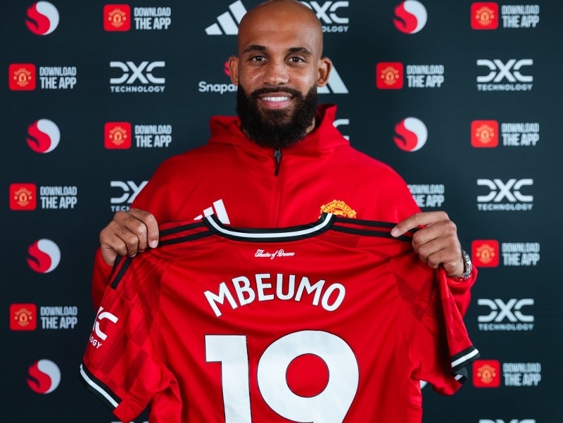 Anglický futbalový klub Manchester United získal kamerunského reprezentanta Bryana Mbeuma