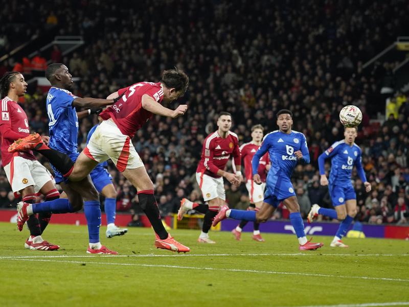 Harry Maguire skóroval z offsidu