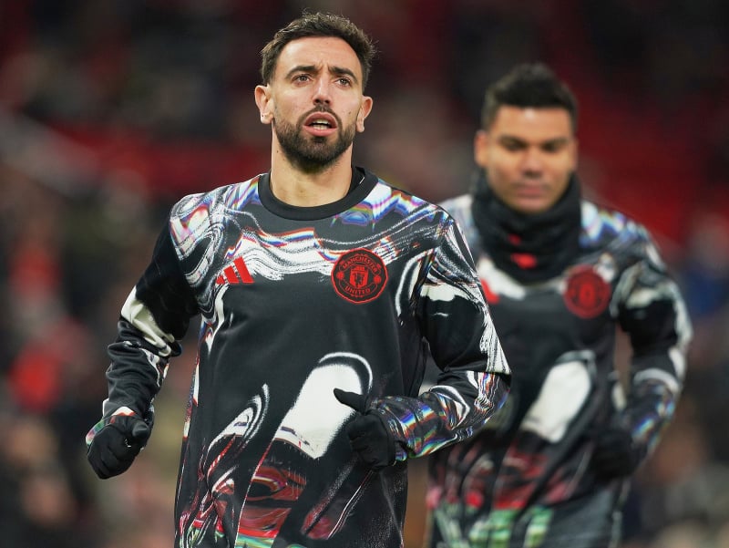 Bruno Fernandes počas rozcvičky Manchestru United
