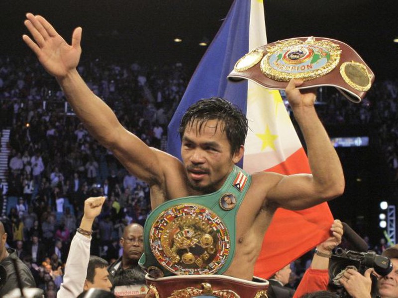 Manny Pacquiao s opaskom pre víťaza