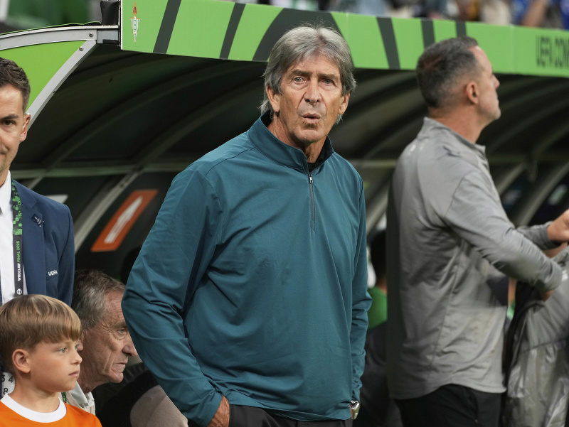 Manuel Pellegrini, tréner Betisu Sevilla