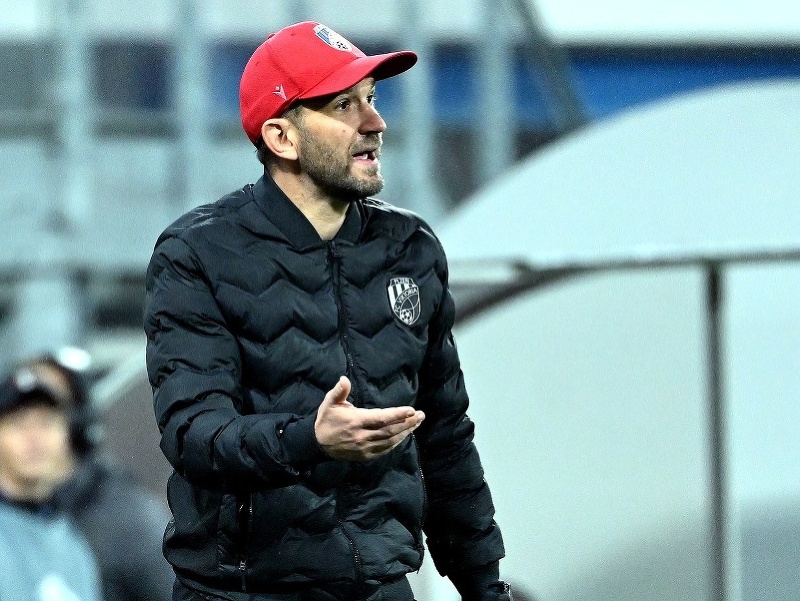Marek Bakoš na lavičke FC Viktoria Plzeň 