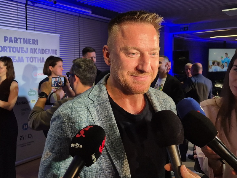 Marián Hossa počas mediálneho brífingu