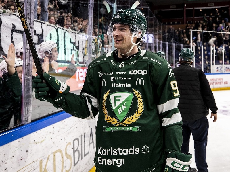 Slovenský hokejista Marián Studenič v drese Färjestadu