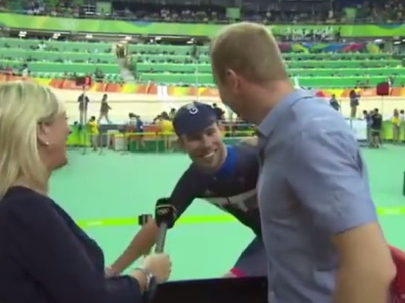 Mark Cavendish vbehol do priameho prenosu