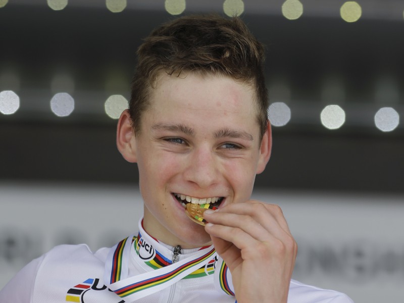 Holandský cyklista Mathieu van der Poel