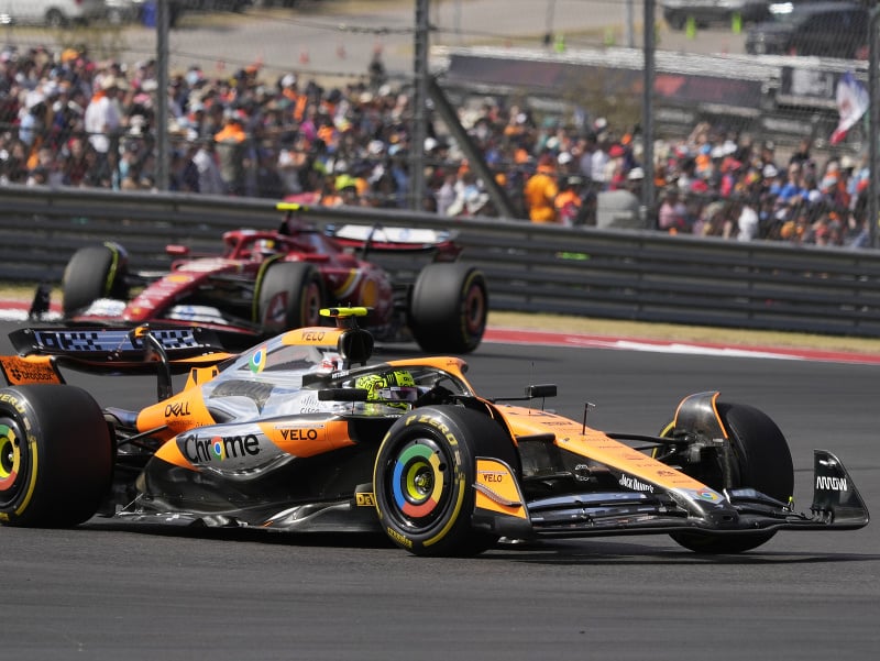 Lando Norris na McLarene získal pole position na VC USA