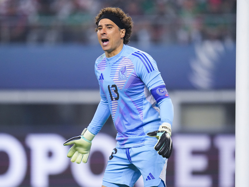 Brankár Mexika Guillermo Ochoa 