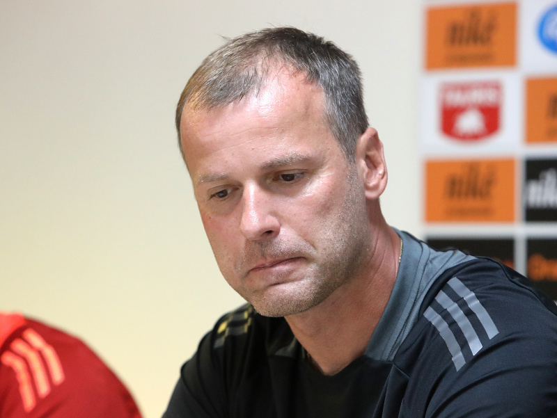 Na snímke hlavný tréner Ondřej Smetana