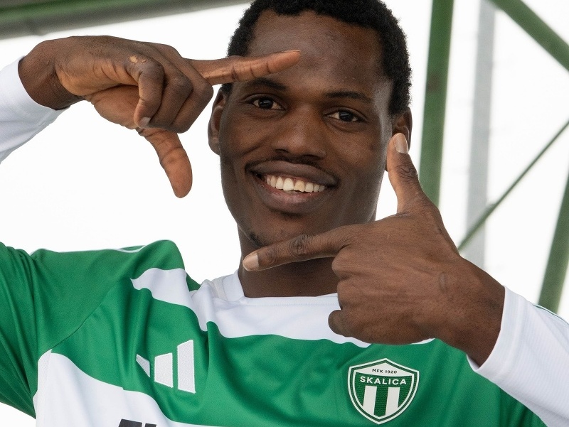 Philip Obinna sa upísal Skalici