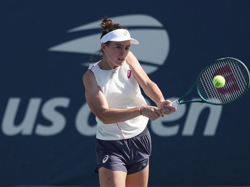 Slovenská tenistka Mia Pohánková počas zápasu juniorského US Open