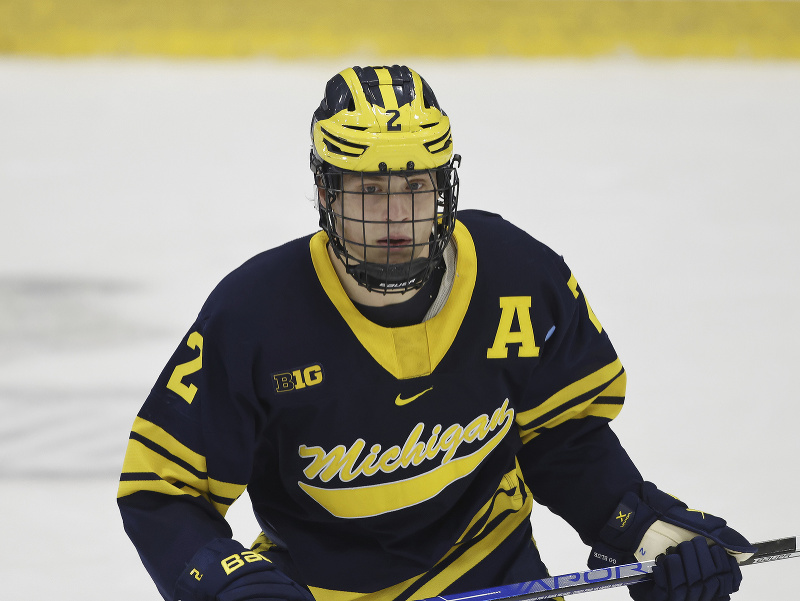 Americký hokejový útočník Rutger McGroarty