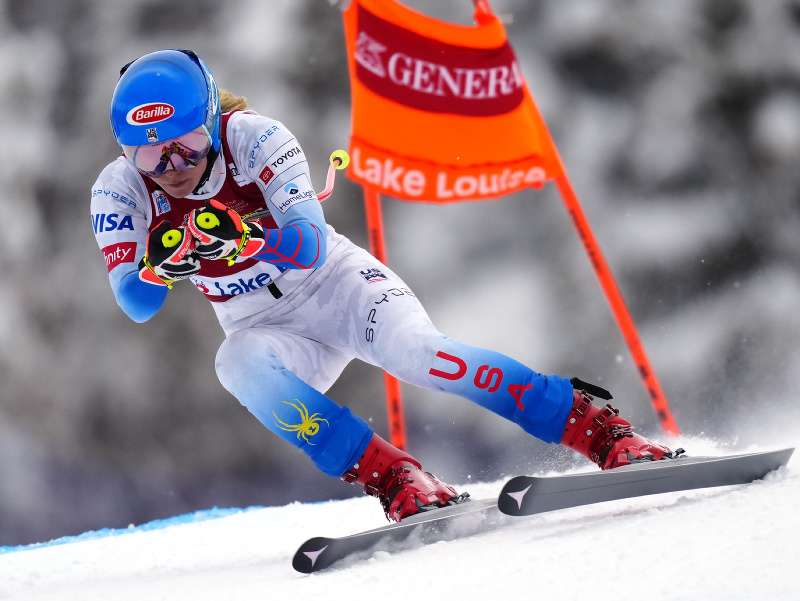 Americká lyžiarka Mikaela Shiffrinová počas tréningu pred zjazdom v Lake Louise