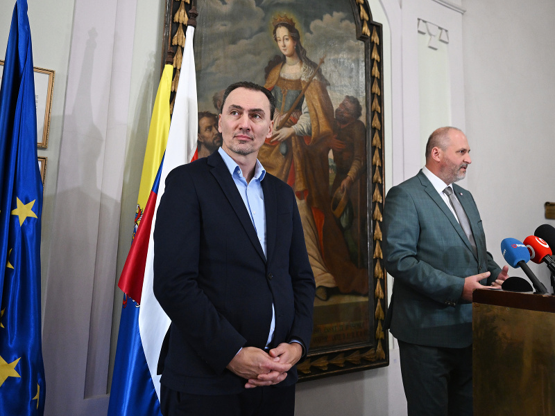 Na snímke prezident Slovenského zväzu ľadového hokeja (SZĽH) Miroslav Šatan