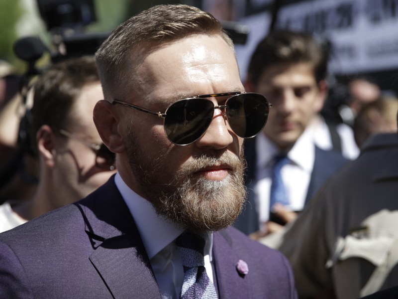 Conor McGregor zdraví fanúšikov