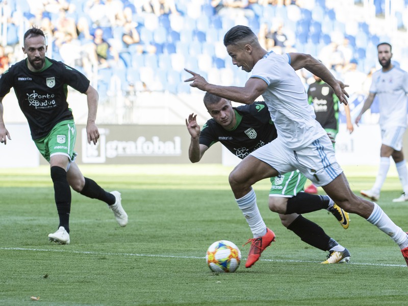 Na snímke sprava Moha (Slovan), Përparim Islami a Arbër Prekazi (obaja Feronikeli)