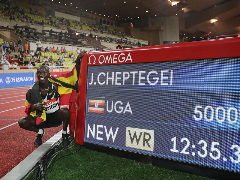 Cheptegei vylepšil svetový rekord v behu na 5000 m po 16 rokoch