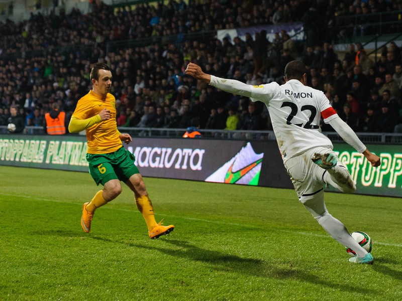 Miroslav Káčer (MŠK Žilina) a Ramón Rodríguez Da Silva (AS Trenčín)