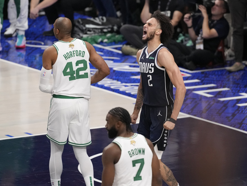 Basketbalista Dallasu Mavericks Dereck Lively II 