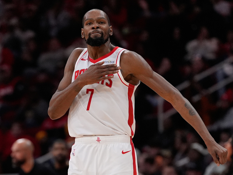 Kevin Durant prekonal hranicu 31 000 bodov