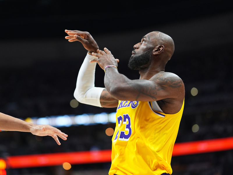 Americká basketbalová hviezda LeBron James