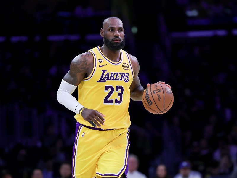 Americká basketbalová ikona LeBron James