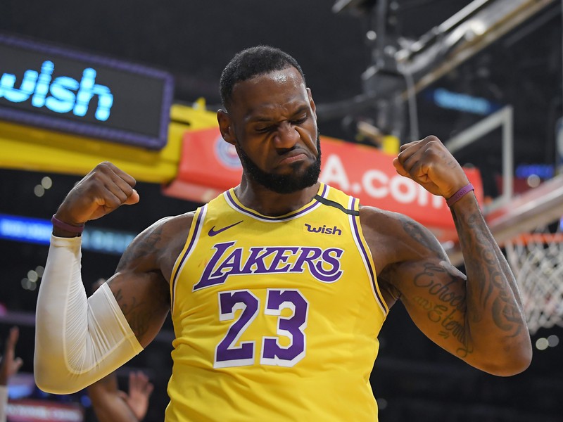 LeBron James v typickej póze