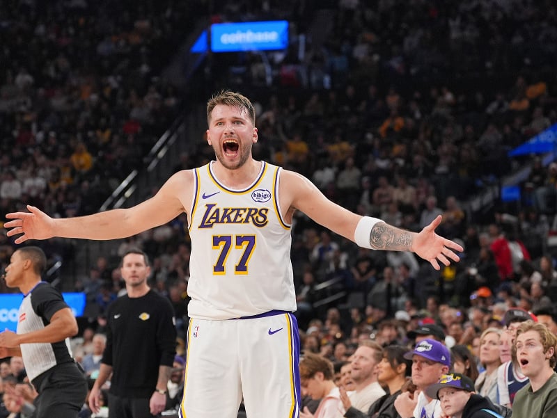 Luka Dončič v drese Los Angeles Lakers