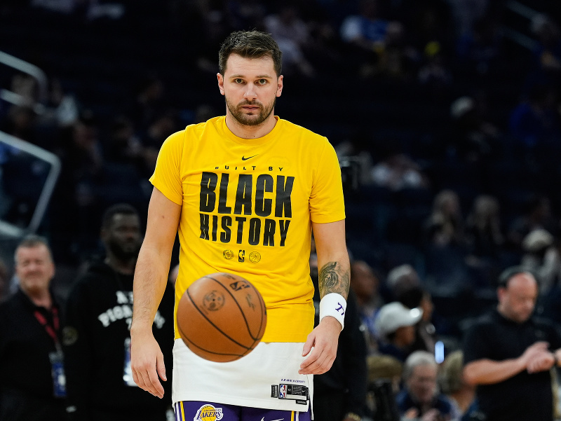Slovinská basketbalová hviezda Luka Dončič