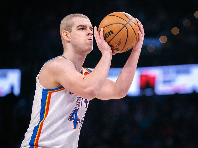 Srbský basketbalista Nikola Topič