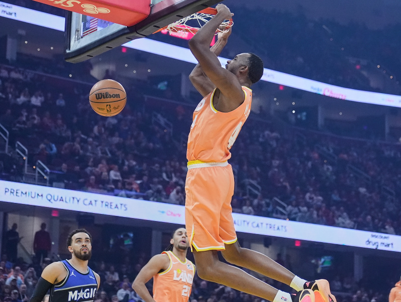 Evan Mobley z Clevelandu Cavaliers 