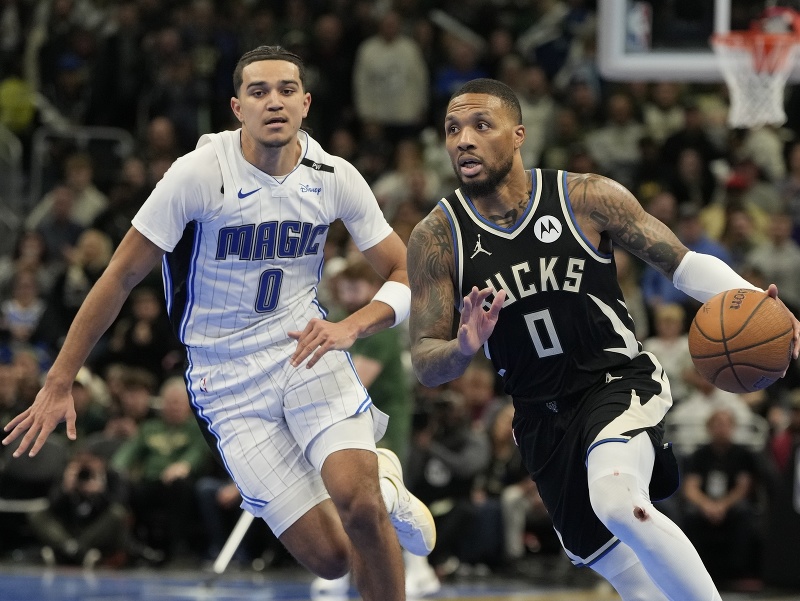 Damian Lillard a Anthony Black 