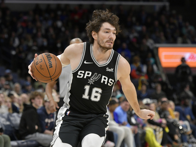 Turecký basketbalový krídelník Cedi Osman