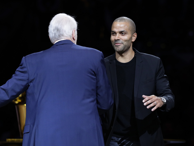 Tony Parker s koučom Greggom Popovichom