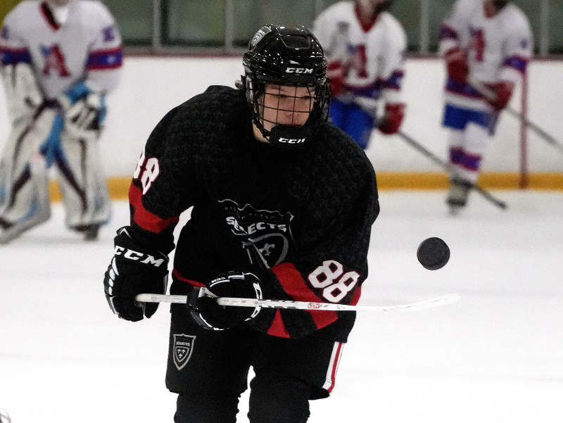 Slovenská hokejistka Nela Lopušanová v novom tíme Bishop Kearney Selects 