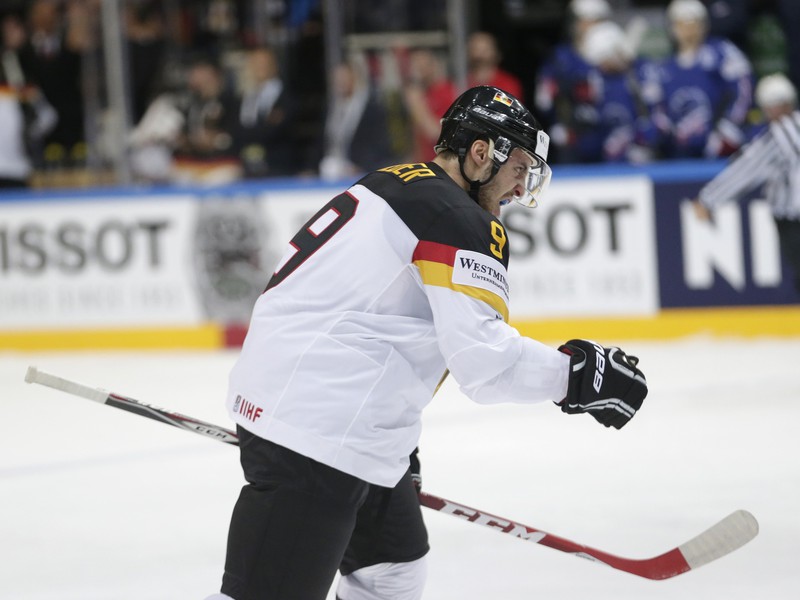 Tobias Rieder a jeho gólové oslavy