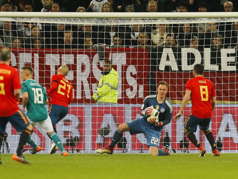 Brankár Marc-Andre ter Stegen v akcii