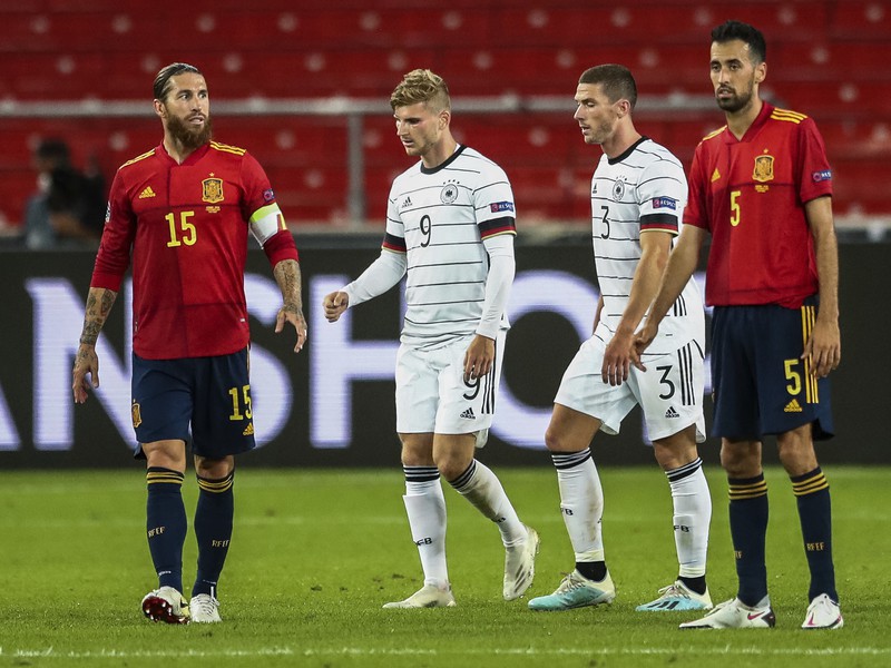 Sergio Ramos a Sergio Busquets