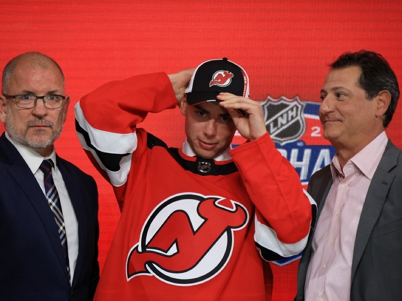 Šimon Nemec v drese New Jersey Devils