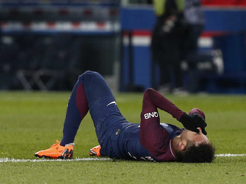Neymar sa v zápase s Marseille nepríjemne zranil