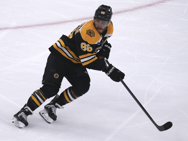 Útočník Bostonu Bruins David Pastrňák