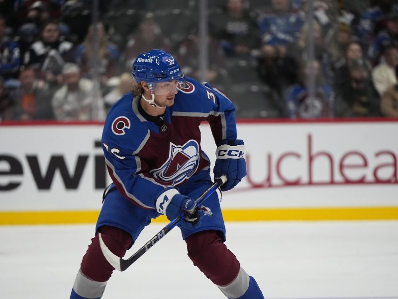 Kanadský hokejista Matt Stienburg z Colorada Avalanche 